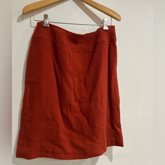 VINTAGE CHANEL BOUTIQUE Wool Blazer & Skirt Set – Size 38 (1998 Collection) - Picture 5 of 8